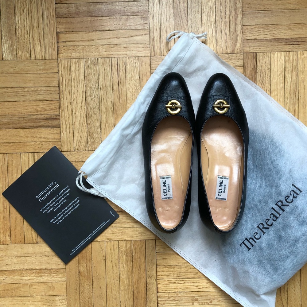 Real Real authenticated CELINE black flats size 7